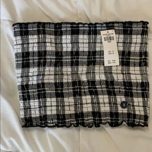 NWT HOLLISTER cropped top